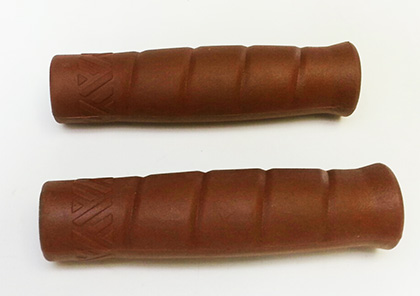 thumbnail image 2 of Vintage Style Brown Rubber Bike Grips – Fits 22.2mm Handlebars, OGK 2 of 6